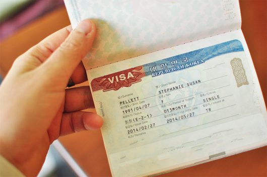 Chuyển đổi visa D10 sang visa E7 khó hay dễ?
