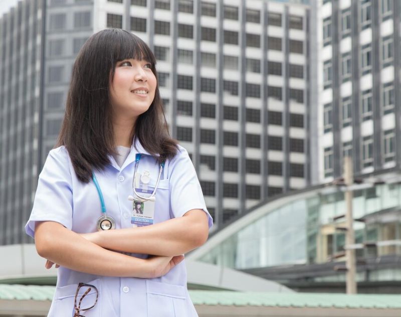 Tốt nghiệp ngành điều dưỡng mở ra cơ hội việc làm và định cư lâu dài tại Hàn Quốc.
